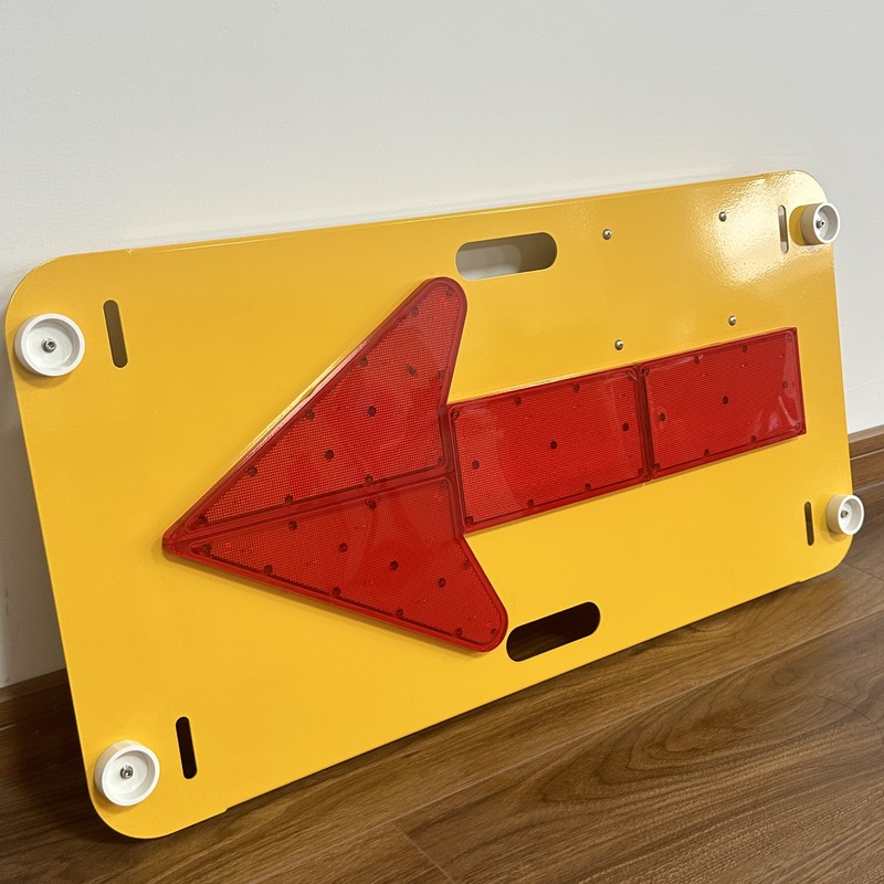 Tabla de señalización visual direccional personalizable con modo estroboscópico y voltaje DC6V