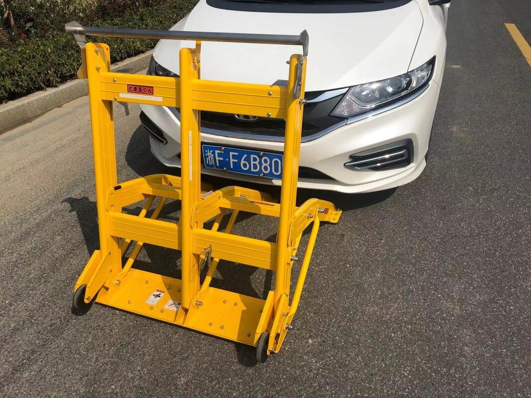 Sistema de barrera vehicular portátil diseñado para proporcionar control de acceso vehicular y protección perimetral