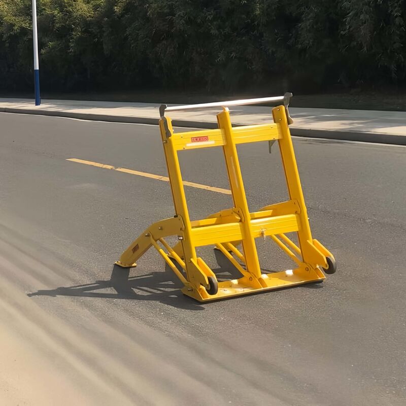 Barrera para vehículos móviles de aluminio plegable amarillo con ruedas para la seguridad vial